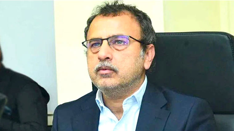 صارفین سولر پینلز منصفانہ طریقے سے لگائیں : وزیر توانائی 