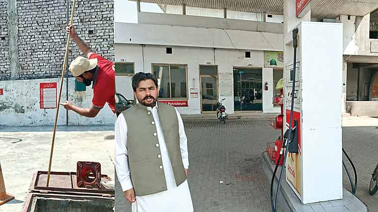 سمبڑیال:پمپ مالکان کو پٹرول  کی بلا تعطل فراہمی کی ہدایت 