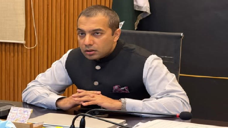 کھلے مین ہول کورکرنے کی مہم  کا کام کامیابی کیساتھ تقریبا  مکمل کر لیا گیا ، ڈپٹی کمشنر 