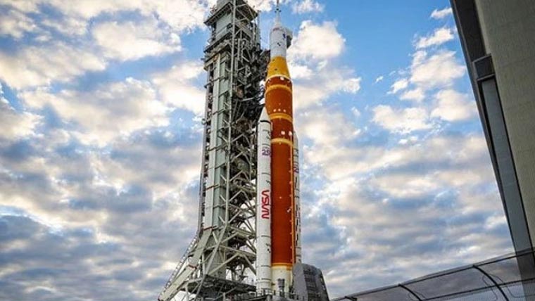 ناسا کا آرٹیمس 2مشن یکم اپریل کو  چاند کے گردفلائی بائی کیلئے روانہ ہو گا