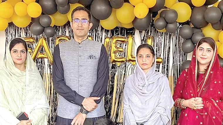 ڈپٹی کمشنر کا دورہ نو شہرہ ورکاں ، ترقیاتی منصوبوں کا معائنہ 