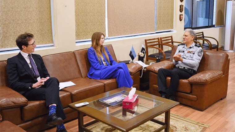  برطانوی ہائی کمشنر کی ڈی جی ایف آ ئی اے سے ملاقات، سکیورٹی تعاون بڑھانے پر اتفاق