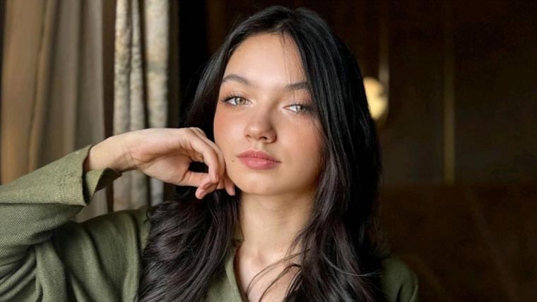 سینئر اداکار معمولی باتوں پر بھی خامیاں نکالتے ہیں:عینا آصف