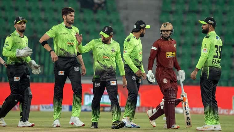 پی  ایس ایل:حیدر آباد کو شکست،افتتاحی میچ قلندرز  کے  نام