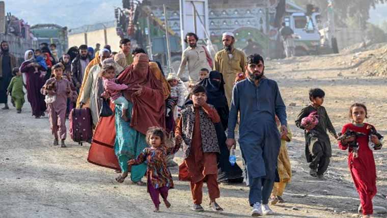 غیرقانونی مقیم افغان شہریوں کی واپسی کیلئے سرحد کھول دی