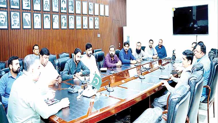 واسا کو 31 مارچ تک مین ہولز کی نشاندہی کی ہدایت