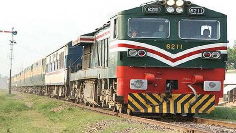 ریلوے انتظامیہ ٹرین شیڈول معمول پر لانے میں ناکام 