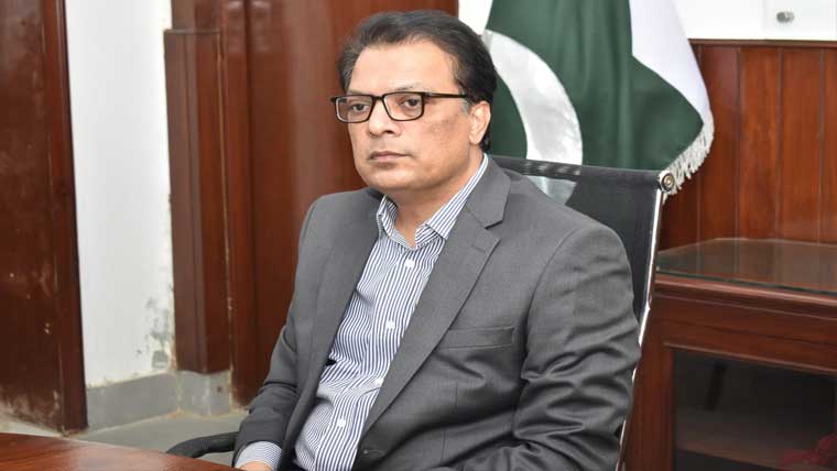 حافظ آباد: میگا سیوریج منصوبے کی بروقت تکمیل کیلئے 2شفٹوں میں کام کا حکم 