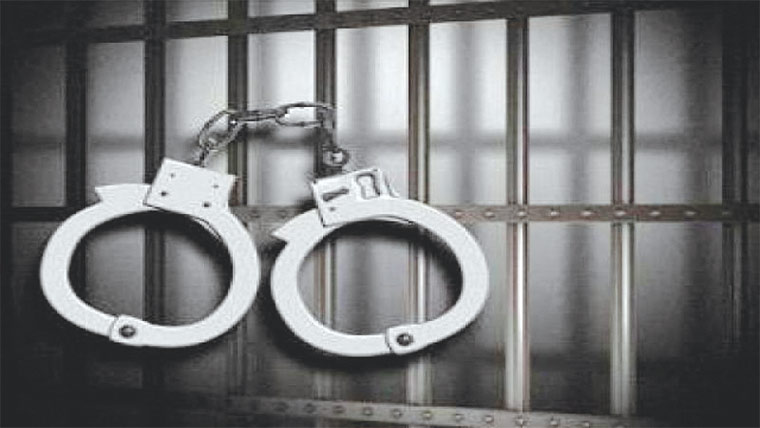 دوگٹکا ماوا فروش گرفتار