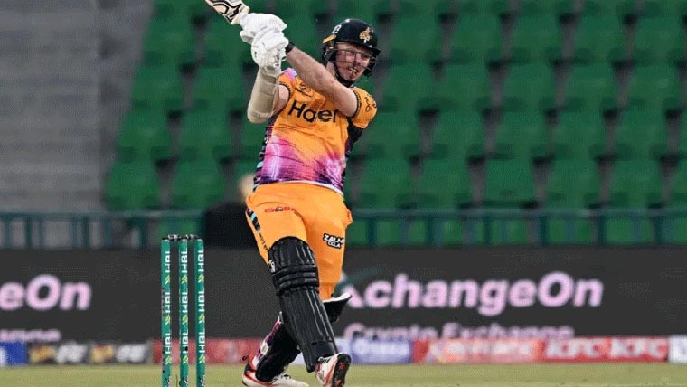 کسی ففٹی کے بغیر بڑا ہدف حاصل  پشاور زلمی کا منفرد عالمی ریکارڈ 