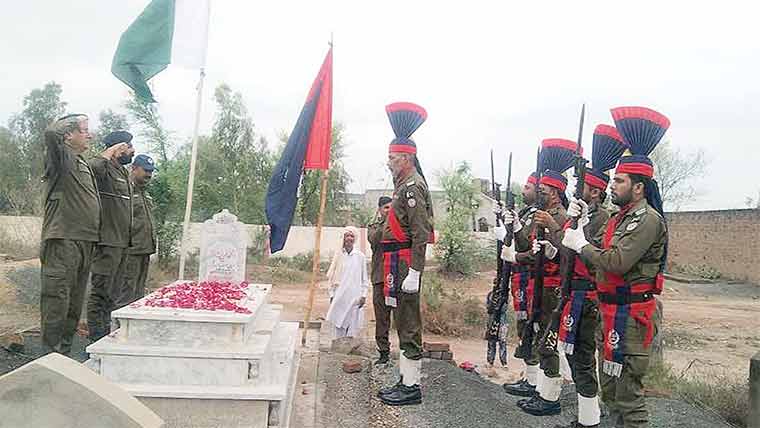  فرض پر جان قربان کر نیوالے ہمارے لیے فخر :ڈاکٹر نوید