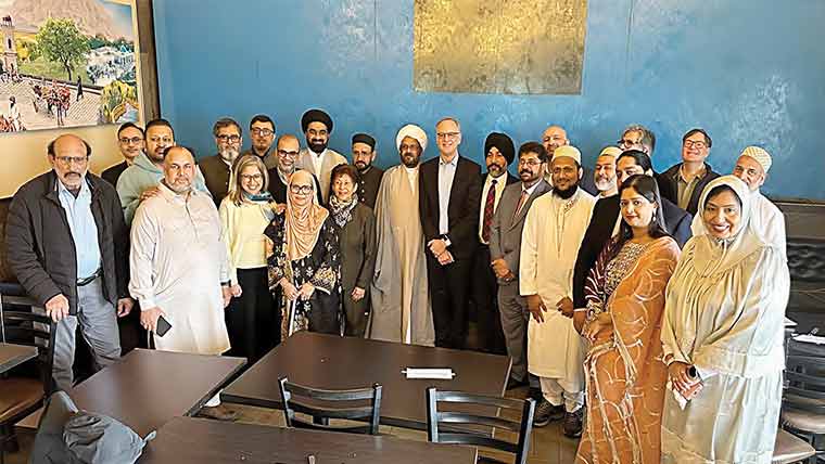 ٹورنٹو میں بین المذاہب عید ظہرانہ؛امن اور ہم آہنگی کے فروغ پر زور