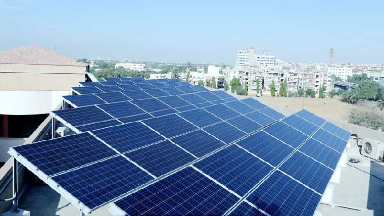 سولر پینلز 15فیصد تک مہنگے ، صارفین میں تشویش 