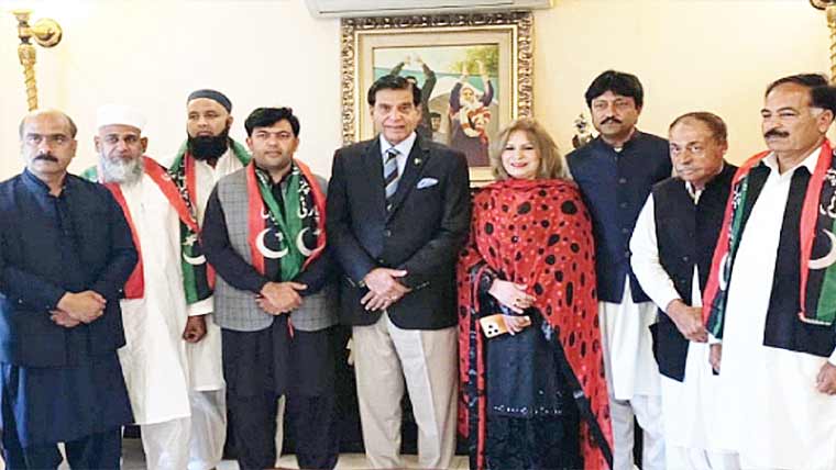  مولانامحمد ریاض میو ساتھیوں سمیت پیپلز پارٹی میں شامل 