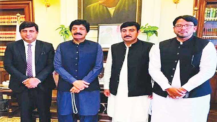 گورنر پنجاب سے وزیر آباد بار ایسوسی ایشن کے وفد کی ملاقات 