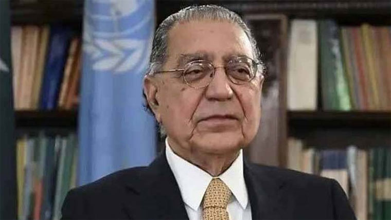 حملوں سے نقصان ہوا مگرایران کو ہرانا مشکل : منیر اکرم