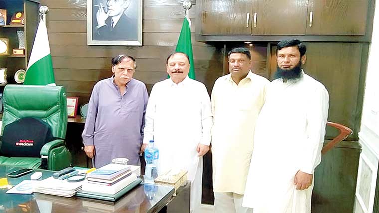 وی ایل جی عہدیداروں کی آئی بی ریجنل ہیڈ سے ملاقات 