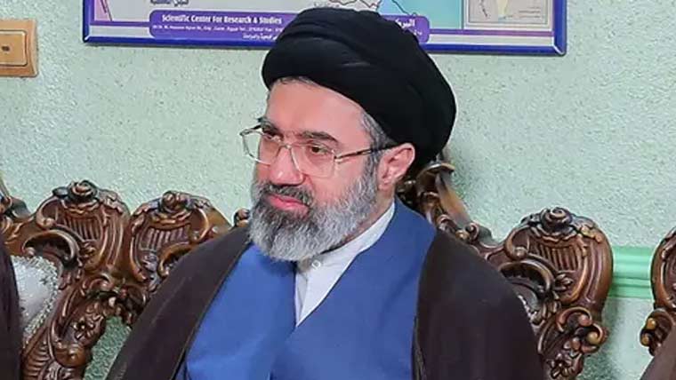 جوہری، میزائل پروگرام کا تحفظ کرینگے، امریکیوں کا ٹھکانہ سمندر کی تہہ : مجتبیٰ خامنہ ای 