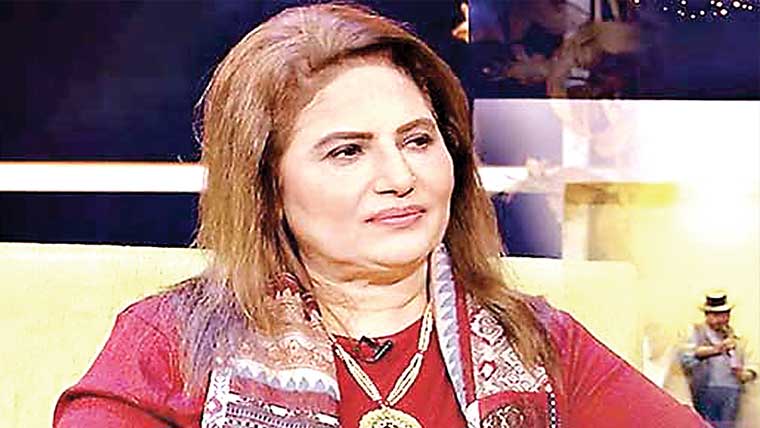 35 سال بعدبھی دل کرتاہے  سٹیج پرکام کروں :شائستہ جبیں