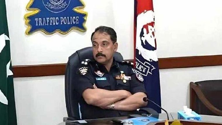 شارع فیصل پر کاروں اور موٹر سائیکلوں کی حد رفتار مقرر ،حکمنامہ جاری