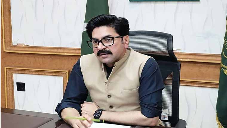 وہاڑی،2لاکھ 10ہزار  537نان ٹیکس پیڈ سگریٹ ضبط 