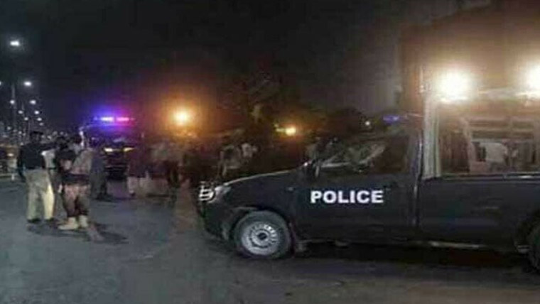 نوشہرو فیروز، گھوٹکی پولیس سے مقابلے ، 2ڈاکو مارے گئے