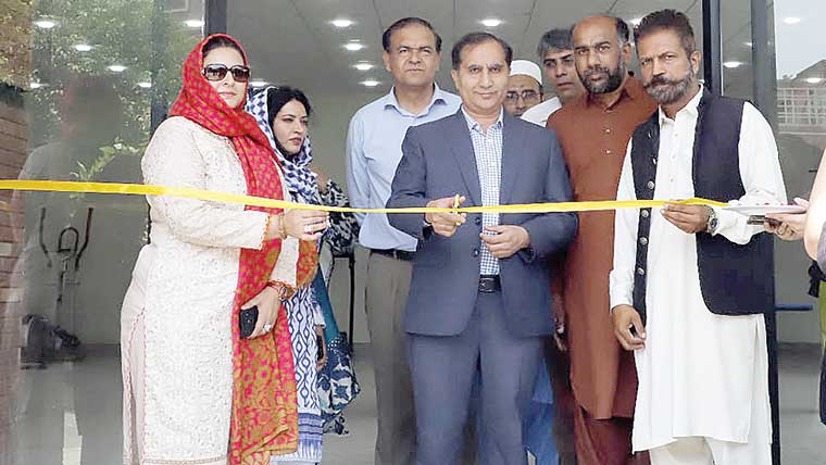 نیشنل ٹیکسٹائل یونیورسٹی میں طالبات کیلئے جدید جم کا افتتاح