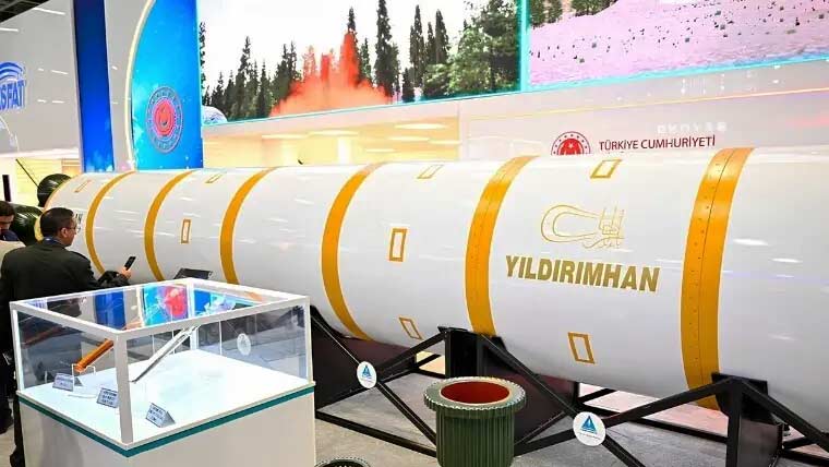 ترکیہ :آواز کی رفتار سے 25 گنا تیز بین البراعظمی  میزائل اورجدید سمندری ڈرونز طوفان کی نمائش