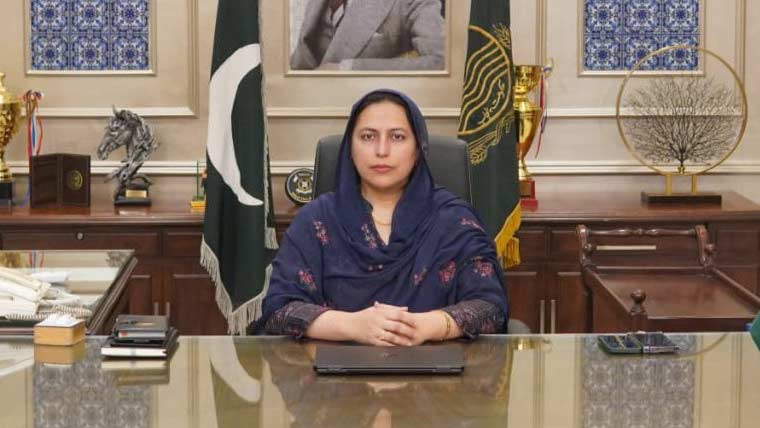 ڈپٹی کمشنر خانیوال کا امتحانی مراکز کا دورہ، شفافیت پر زور