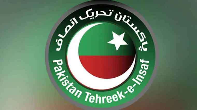    پی ٹی آئی کا جزوی بائیکاٹ ، حکومتی سینیٹرز کا فوج کو خراج تحسین 