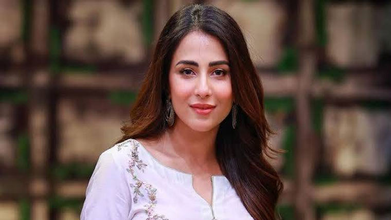 اداکارہ اشنا شاہ نے مداحوں  کو بڑی خوشخبری سنادی