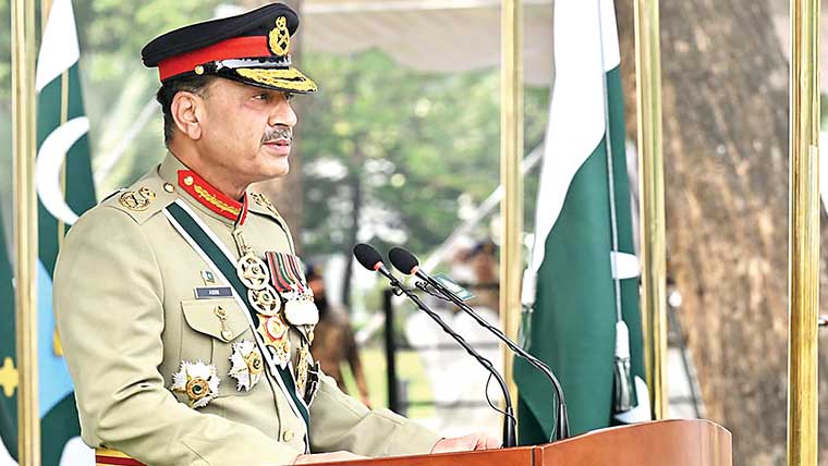 معرکہ  حق  دونظریات  کی  جنگ  دشمن  کو  عبرتناک  شکست  دی  بھارت  پھر  دہشتگردی  کا  سہارا  لے  رہا:ہر  بے  گناہ  پاکستانی  کےخون  کا  بدلہ  لیں  گے:فیلڈ  مارشل