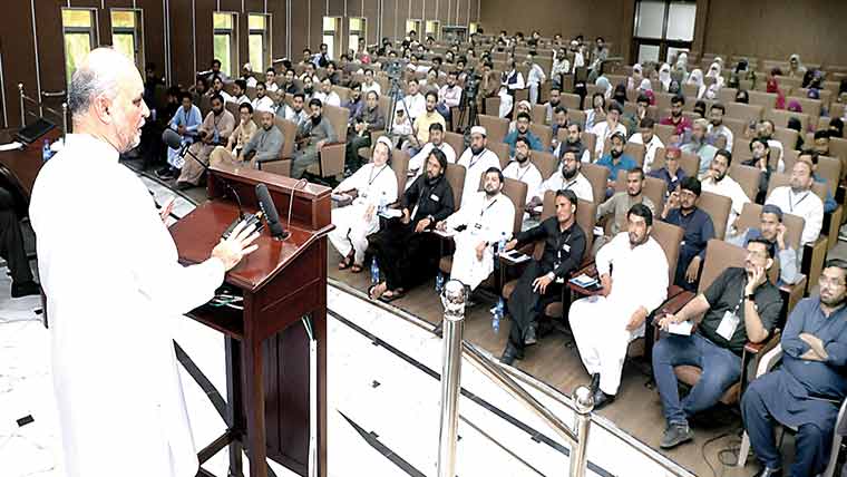 کرپٹ  اور  بددیانت  حکمران  عوام  کو  دونوں  ہاتھوں  سے  لوٹ  رہے  ہیں:حافظ  نعیم