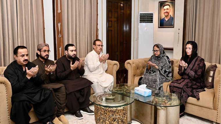 آصفہ بھٹو کی اعجاز جاکھرانی کے صاحبزادے کے انتقال پر اظہار تعزیت