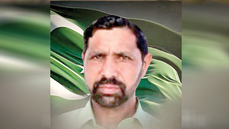 کوہاٹ:خودکش حملہ آور کو روکنے والا ریٹائرڈ ریلوے ملازم شہید