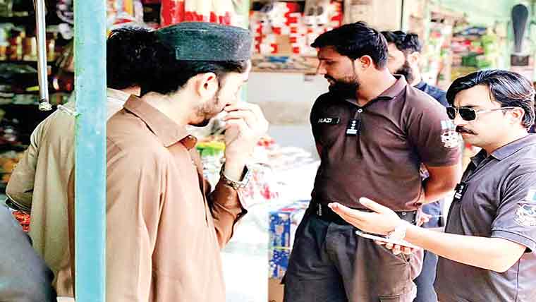 شاہپور شہر مین بازار میں  تجاوزات کیخلاف آپریشن شروع 