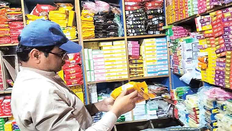 51کلوگرام گوشت، 150لیٹر دودھ  55لیٹرزائدالمیادمشروبات ضائع کروا دیئے 