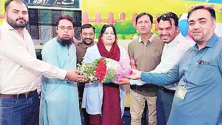 نرسوں کے عالمی دن پر تحصیل ہیڈ  کوارٹرز ہسپتال وزیرآباد میں تقریب 