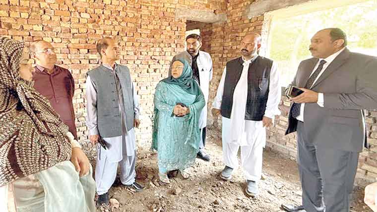 سول ویٹرنری ہسپتال میں جدید سہولیات کے منصوبے کا جائزہ