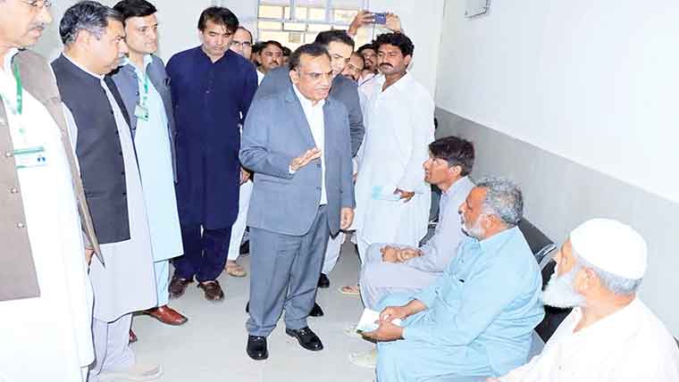 کمشنر سرگودھا کا تحصیل پپلاں  اور ملحقہ علاقوں کا تفصیلی دورہ