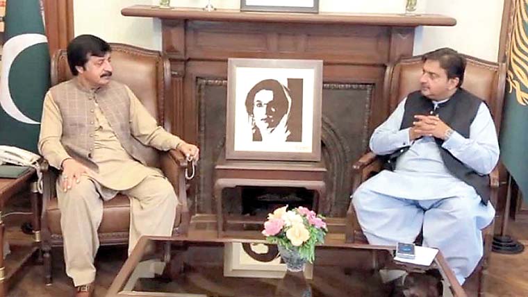 معاشی چیلنجز سے نمٹنے کیلئے مل کر چلنا ہوگا:گورنر پنجاب