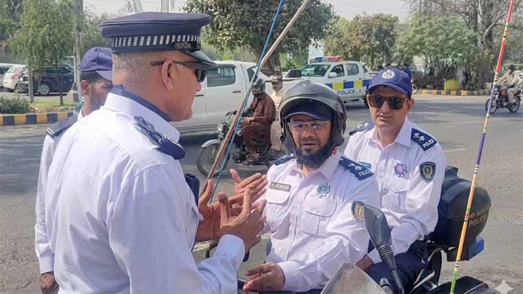 کم عمر، بغیر لائسنس موٹرسائیکل سواروں کیخلاف آج کارروائی 