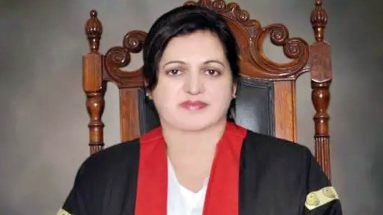 ہائیکورٹ مکمل رپورٹ نہ دینے پر ڈی پی او قصور پربرہم