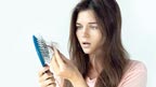 بال مسلسل جھڑ رہے ،کونسی عادتیں انہیں تباہ کر سکتی ہیں