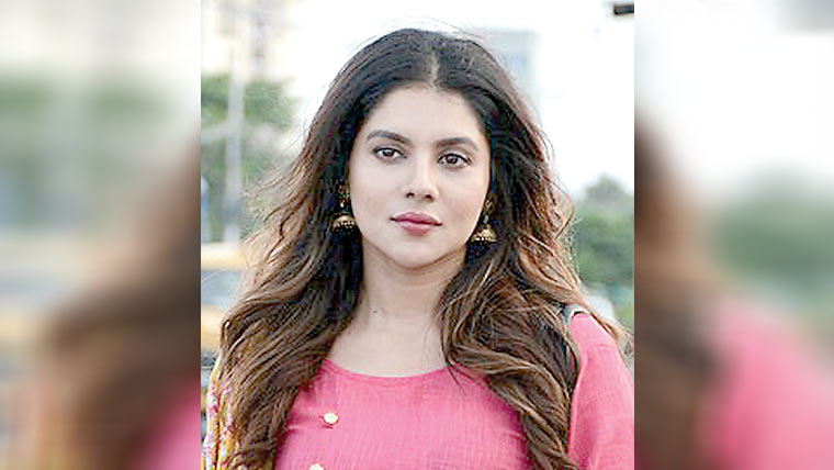 بالی ووڈ پر سیاست کی ڈکٹیشن  نہیں چلنی چاہئے :پائل سرکار 