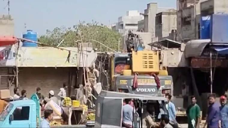 اورنگی ٹاؤن میں ہلال احمر کی اراضی 40سال بعد قبضہ مافیا سے واگزار