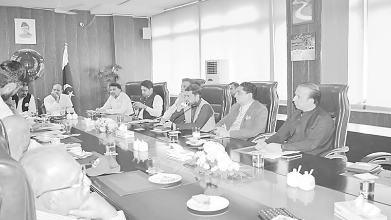 وفاقی محتسب کی ٹیم کا ایف جی ای ایچ اے کا دورہ ،منصوبوں کا جائزہ 