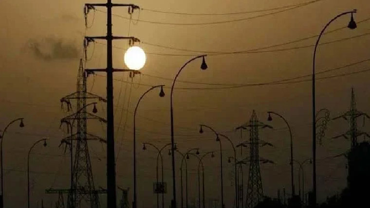 سرحدی پٹی کے درجنوں  دیہات کی 4 روز سے بجلی بند