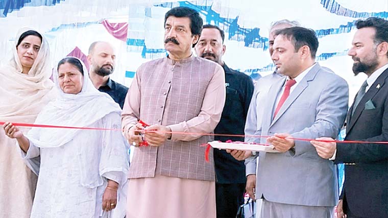 تعلیم ہی قوموں کی ترقی اور روشن مستقبل کی بنیاد :گورنر
