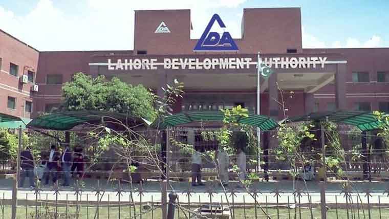 اراضی  کا  عدم  حصول ،اہم  سڑکوں  کا  منصوبہ  ادھورا